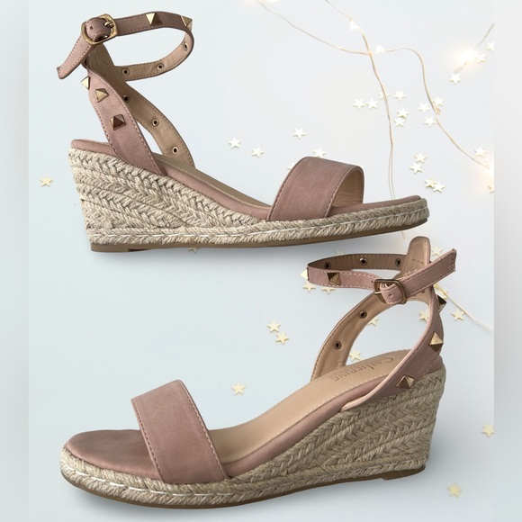 Catherine Malandrino Light Pink Wedge Sandals - Picture 12 of 15
